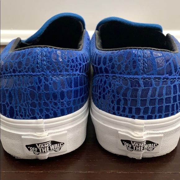 Vans - Picture 4 of 7